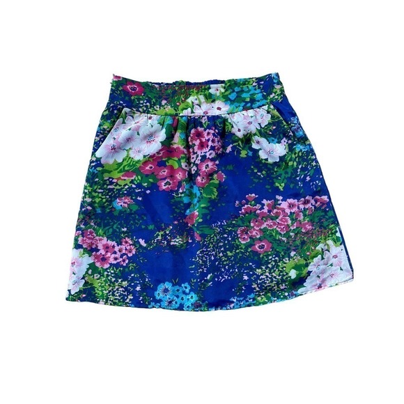 Alya Dresses & Skirts - Alya Women's Blue Floral multi color mini skirt. Elastic Waist. Size Small